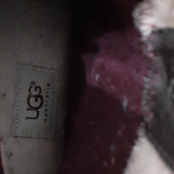 UGG Brown Winter & Rain Boots - Picture 9 of 9